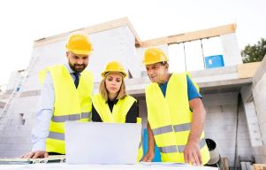 How Digital Project Management Software Streamlines Custom Home Building