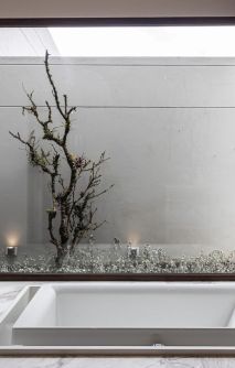 Sunken tub