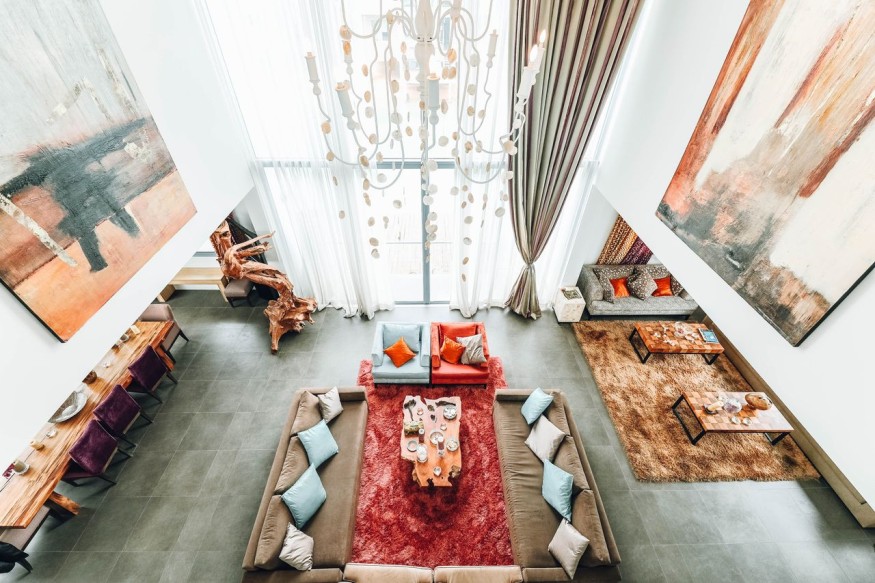 High ceiling
