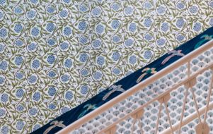 Pattern sandwiching