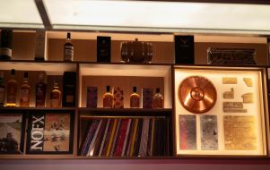 bar