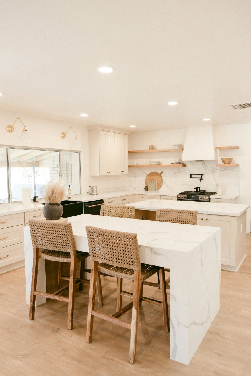 Kitchen counter